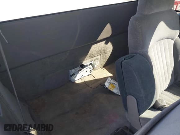 ✅ 2000 Chevrolet S-10 LS • VIN: 1GCCS1947Y8107823 • Лот: 42003992. Опубликован ранее на IAAI с пробегом 236 344 миль. Бесплатный доступ к архиву аукционных продаж из США и подробный отчёт об истории автомобиля на DreamBid. Изображение 8.