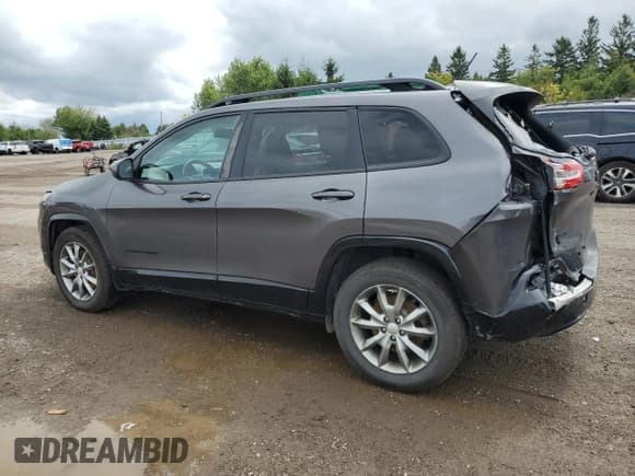 ✅ 2018 Jeep Cherokee Latitude • VIN: 1C4PJMCX1JD597374 • Лот: 69274905. Опубликован ранее на Copart с пробегом 195 812 миль. Бесплатный доступ к архиву аукционных продаж из США и подробный отчёт об истории автомобиля на DreamBid. Изображение 2.