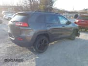 ✅ 2016 Jeep Cherokee Latitude • VIN: 1C4PJMCB4GW218577 • Lot: 37600789. Wystawiony na IAAI z przebiegiem 62 891 mil. Bezpłatny archiwum sprzedaży aukcyjnych z USA i szczegółowy raport historii pojazdu na DreamBid. Zdjęcie 4.