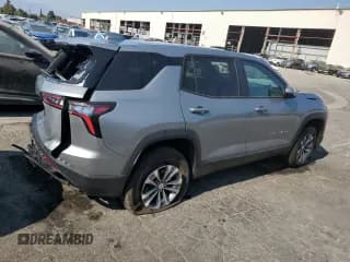 ✅ 2025 Chevrolet Equinox AWD LT • VIN: 3GNAXPEG9SL253555 • Lot: 68835675. Wystawiony na Copart z przebiegiem 8 381 mil. Bezpłatny archiwum sprzedaży aukcyjnych z USA i szczegółowy raport historii pojazdu na DreamBid. Zdjęcie 3.
