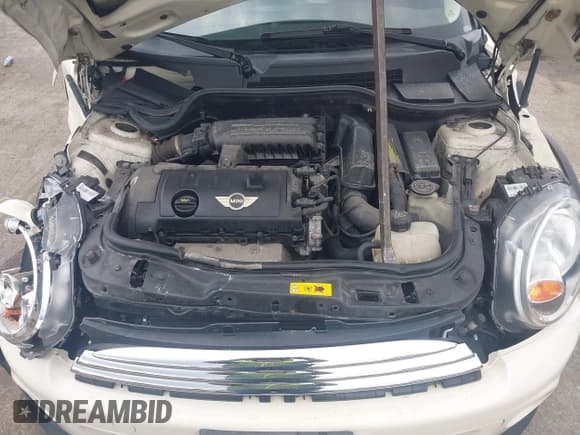 ✅ 2012 MINI Hardtop • VIN: WMWSU3C55CT256978 • Lot: 42999536. Listed on IAAI with 136,057 mi. Free auction sales archive from the USA and detailed vehicle history report at DreamBid. Image 10.