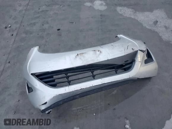 ✅ 2016 Hyundai Elantra SE • VIN: 5NPDH4AE6GH732027 • Lot: 81661305. Listed on Copart with 118,593 mi. Free auction sales archive from the USA and detailed vehicle history report at DreamBid. Image 12.