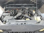 ✅ 2007 Jeep Wrangler X • VIN: 1J4GA39127L119471 • Lot: 65737835. Wystawiony na Copart z przebiegiem 174 080 mil. Bezpłatny archiwum sprzedaży aukcyjnych z USA i szczegółowy raport historii pojazdu na DreamBid. Zdjęcie 11.