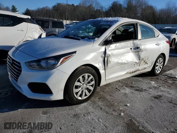 2021 Hyundai Accent SE z VIN 3KPC24A65ME130029, wystawiony jako Copart lot #39375814 z przebiegiem 61 287 mil mil oraz . Historia ofert i sprzedaży dostępna na DreamBid. Obrazek 1.