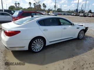 ✅ 2015 Kia K900 Premium • VIN: KNALU4D4XF6026310 • Lot: 79005234. Wystawiony na Copart z przebiegiem 93 007 mil. Bezpłatny archiwum sprzedaży aukcyjnych z USA i szczegółowy raport historii pojazdu na DreamBid. Zdjęcie 3.