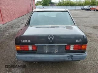 ✅ 1992 Mercedes-Benz 190 • VIN: WDBDA29D7NF935938 • Lot: 72708514. Wystawiony na Copart z przebiegiem 192 318 mil. Bezpłatny archiwum sprzedaży aukcyjnych z USA i szczegółowy raport historii pojazdu na DreamBid. Zdjęcie 6.