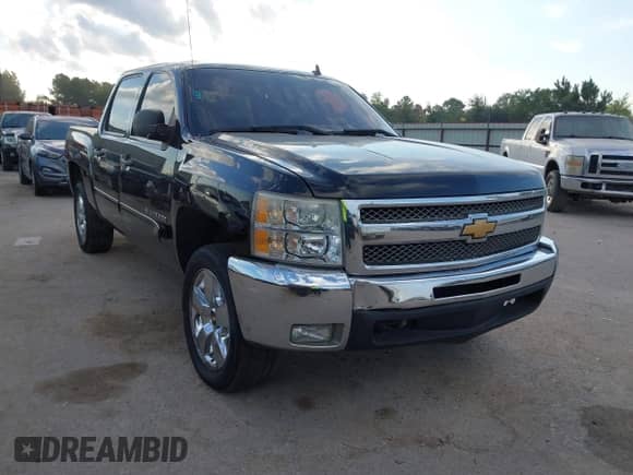 2012 Chevrolet Silverado 1500 LT z VIN 3GCPCSE05CG146498, wystawiony jako IAAI lot #43455786 z przebiegiem 258 971 mil mil oraz . Historia ofert i sprzedaży dostępna na DreamBid. Obrazek 1.