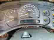 2005 GMC Sierra 1500 Work Truck с VIN 1GTEC14V75Z900258, выставлен на аукционе Copart как лот 83411744 с пробегом 331 117 миль миль и Чистый • Clean title. История ставок и продаж доступна на DreamBid. Изображение 9.