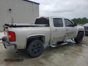 ✅ 2007 Chevrolet Silverado 1500 LS • VIN: 2GCEC13C371642994 • Лот: 58002615. Опубликован ранее на Copart с пробегом 271 294 миль. Бесплатный доступ к архиву аукционных продаж из США и подробный отчёт об истории автомобиля на DreamBid. Изображение 3.