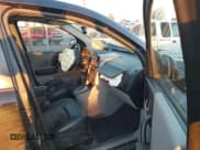 ✅ 2005 Saturn VUE • VIN: 5GZCZ53495S859628 • Lot: 41261997. Wystawiony na IAAI z przebiegiem 124 561 mil. Bezpłatny archiwum sprzedaży aukcyjnych z USA i szczegółowy raport historii pojazdu na DreamBid. Zdjęcie 5.