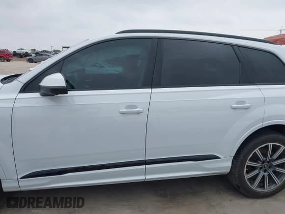 ✅ 2023 Audi Q7 Premium Plus • VIN: WA1LCBF77PD009554 • Лот: 41169169. Опубликован ранее на IAAI с пробегом 52 195 миль. Бесплатный доступ к архиву аукционных продаж из США и подробный отчёт об истории автомобиля на DreamBid. Изображение 15.