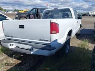 ✅ 1999 Chevrolet S-10 LS Xtreme • VIN: 1GCCS1941X8210122 • Лот: 41274319. Опубликован ранее на IAAI с пробегом Не указан. Бесплатный доступ к архиву аукционных продаж из США и подробный отчёт об истории автомобиля на DreamBid. Изображение 4.