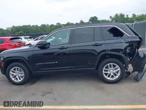 2025 Jeep Grand Cherokee Altitude X with VIN 1C4RJGAG6SC266049, listed as a IAAI auction lot 42430965 with 2,197 mi miles and . Bid and sale history available at DreamBid. Image 15.
