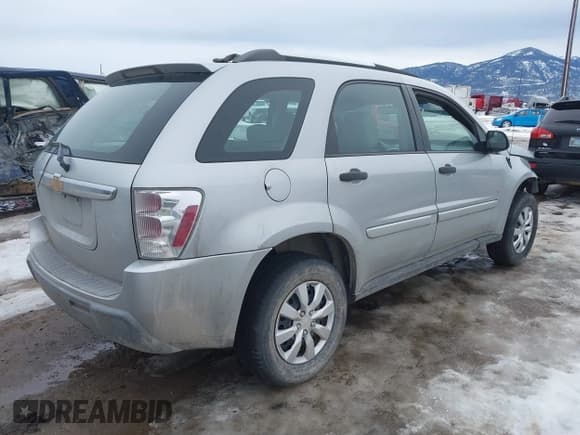 ✅ 2006 Chevrolet Equinox LS • VIN: 2CNDL13F166031428 • Лот: 41614986. Опубликован ранее на IAAI с пробегом 188 971 миль. Бесплатный доступ к архиву аукционных продаж из США и подробный отчёт об истории автомобиля на DreamBid. Изображение 4.