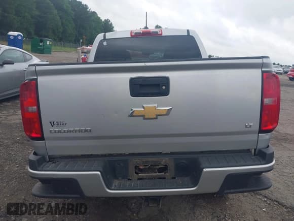 ✅ 2020 Chevrolet Colorado 4WD LT • VIN: 1GCGTCEN3L1202969 • Лот: 42445481. Опубликован ранее на IAAI с пробегом 198 030 миль. Бесплатный доступ к архиву аукционных продаж из США и подробный отчёт об истории автомобиля на DreamBid. Изображение 17.