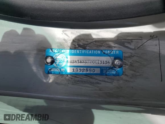 ✅ 2022 BMW M4 Competition xDrive • VIN: WBS43AZ0XNCK13134 • Лот: 81919185. Опубликован ранее на Copart с пробегом 9 588 миль. Бесплатный доступ к архиву аукционных продаж из США и подробный отчёт об истории автомобиля на DreamBid. Изображение 12.