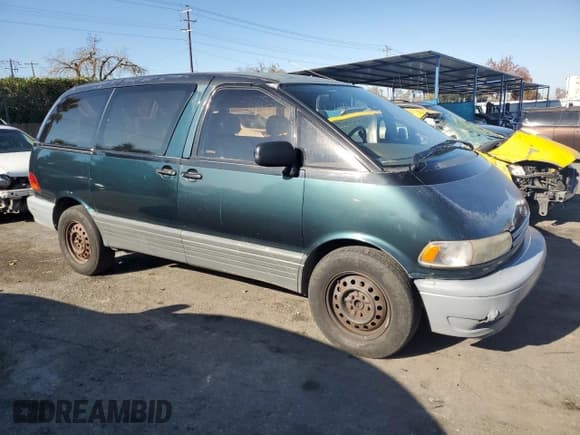 ✅ 1995 Toyota Previa LE Super Charged • VIN: JT3AC14R4S1195774 • Lot: 85697274. Wystawiony na Copart z przebiegiem 251 955 mil. Bezpłatny archiwum sprzedaży aukcyjnych z USA i szczegółowy raport historii pojazdu na DreamBid. Zdjęcie 4.