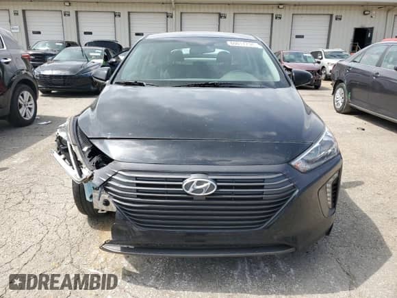 2017 Hyundai Ioniq SEL z VIN KMHC75LC7HU049093, wystawiony jako Copart lot #60017734 z przebiegiem 130 953 mil mil oraz Szkoda całkowita • Salvage title. Historia ofert i sprzedaży dostępna na DreamBid. Obrazek 5.