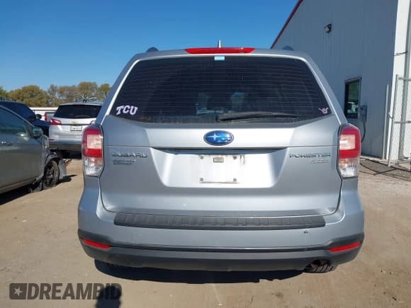 ✅ 2017 Subaru Forester • VIN: JF2SJABC4HH439929 • Lot: 43640509. Wystawiony na IAAI z przebiegiem 114 781 mil. Bezpłatny archiwum sprzedaży aukcyjnych z USA i szczegółowy raport historii pojazdu na DreamBid. Zdjęcie 16.