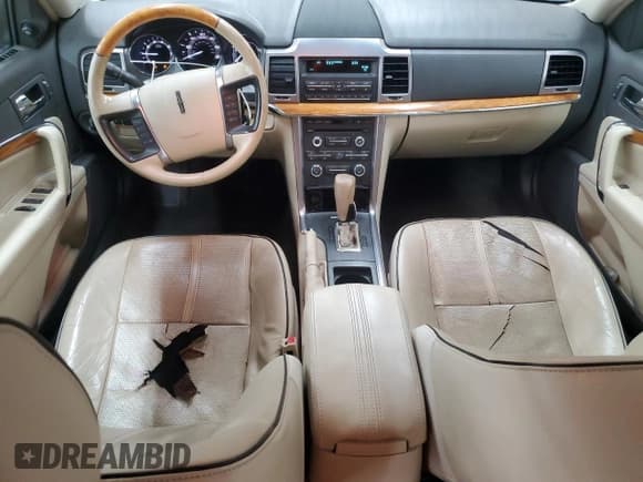 ✅ 2010 Lincoln MKZ • VIN: 3LNHL2GC5AR610348 • Lot: 81887445. Listed on Copart with 166,293 mi. Free auction sales archive from the USA and detailed vehicle history report at DreamBid. Image 8.