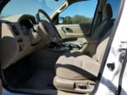 ✅ 2005 Ford Escape XLT • VIN: 1FMYU93175KA87886 • Lot: 84992475. Listed on Copart with 98,041 mi. Free auction sales archive from the USA and detailed vehicle history report at DreamBid. Image 7.