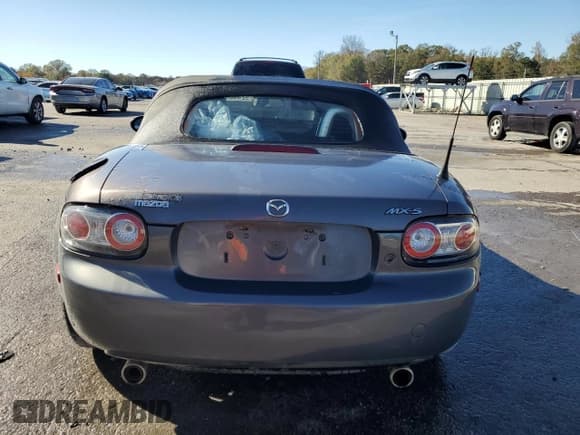 ✅ 2006 Mazda MX-5 Miata Sport • VIN: JM1NC25F060108391 • Lot: 92440435. Listed on Copart with 162,336 mi. Free auction sales archive from the USA and detailed vehicle history report at DreamBid. Image 6.