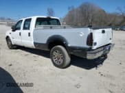 ✅ 2002 Ford F-250 XL • VIN: 1FTNW20F32EC06987 • Лот: 45667965. Опубликован ранее на Copart с пробегом 262 421 миль. Бесплатный доступ к архиву аукционных продаж из США и подробный отчёт об истории автомобиля на DreamBid. Изображение 2.