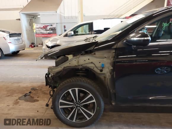 ✅ 2016 Kia Sportage SX • VIN: KNDPCCA61G7864583 • Lot: 42422010. Wystawiony na IAAI z przebiegiem 191 847 mil. Bezpłatny archiwum sprzedaży aukcyjnych z USA i szczegółowy raport historii pojazdu na DreamBid. Zdjęcie 6.