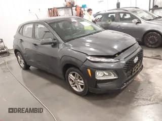 ✅ 2021 Hyundai Kona SE • VIN: KM8K12AA3MU642246 • Лот: 41459938. Опубликован ранее на IAAI с пробегом 87 123 миль. Бесплатный доступ к архиву аукционных продаж из США и подробный отчёт об истории автомобиля на DreamBid. Изображение 1.