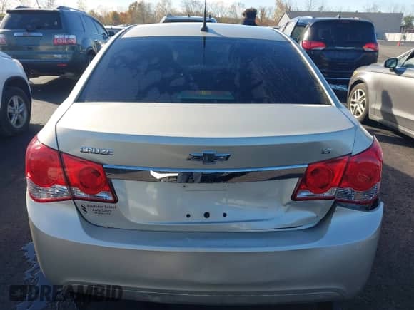 2014 Chevrolet Cruze 2LT with VIN 1G1PE5SBXE7257699, listed as a IAAI auction lot 43514227 with 131,115 mi miles and . Bid and sale history available at DreamBid. Image 16.