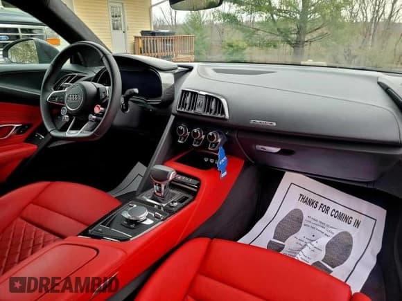 ✅ 2021 Audi R8 performance quattro • VIN: WUAKBAFX4M7901384 • Лот: 44935945. Опубликован ранее на Copart с пробегом 5 665 миль. Бесплатный доступ к архиву аукционных продаж из США и подробный отчёт об истории автомобиля на DreamBid. Изображение 9.