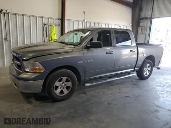 ✅ 2010 Dodge 1500 SLT • VIN: 1D7RB1CT9AS108772 • Lot: 61823905. Wystawiony na Copart z przebiegiem 137 663 mil. Bezpłatny archiwum sprzedaży aukcyjnych z USA i szczegółowy raport historii pojazdu na DreamBid. Zdjęcie 1.