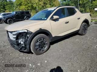 2024 Hyundai Santa Cruz SEL z VIN 5NTJCDDE9RH111785, wystawiony jako Copart lot #71300384 z przebiegiem 772 mil mil oraz Szkoda całkowita • Salvage title. Historia ofert i sprzedaży dostępna na DreamBid. Obrazek 1.