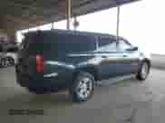 2015 Chevrolet Suburban LT z VIN 1GNSKJKC4FR631247, wystawiony jako Copart lot #91117955 z przebiegiem 43 398 mil mil oraz Czysty tytuł • Clean title. Historia ofert i sprzedaży dostępna na DreamBid. Obrazek 3.