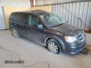 ✅ 2016 Dodge Grand Caravan SE • VIN: 2C4RDGBGXGR324670 • Lot: 82632745. Wystawiony na Copart z przebiegiem 196 652 mil. Bezpłatny archiwum sprzedaży aukcyjnych z USA i szczegółowy raport historii pojazdu na DreamBid. Zdjęcie 4.
