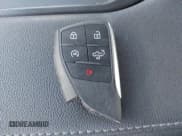 ✅ 2025 Chevrolet Silverado 2500HD LT • VIN: 2GC1KNEY5S1222762 • Лот: 43784779. Опубликован ранее на IAAI с пробегом 9 303 миль. Бесплатный доступ к архиву аукционных продаж из США и подробный отчёт об истории автомобиля на DreamBid. Изображение 11.