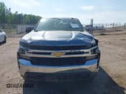 ✅ 2021 Chevrolet Silverado 1500 LT • VIN: 1GCRYJEK1MZ376305 • Lot: 42072134. Wystawiony na IAAI z przebiegiem 31 443 mil. Bezpłatny archiwum sprzedaży aukcyjnych z USA i szczegółowy raport historii pojazdu na DreamBid. Zdjęcie 13.