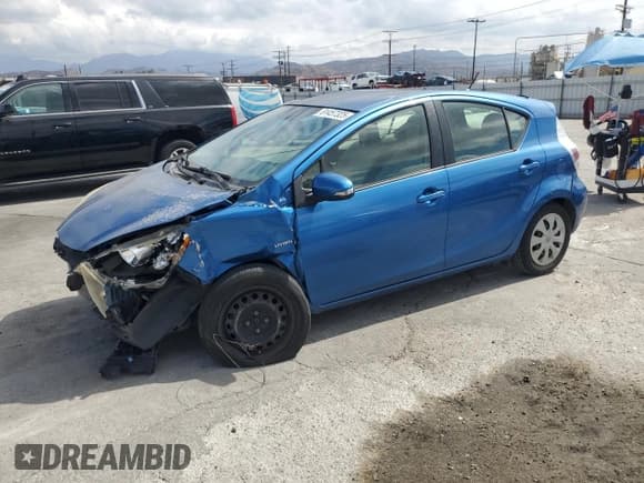 ✅ 2013 Toyota Prius One • VIN: JTDKDTB39D1557074 • Lot: 81457325. Listed on Copart with 113,393 mi. Free auction sales archive from the USA and detailed vehicle history report at DreamBid. Image 1.