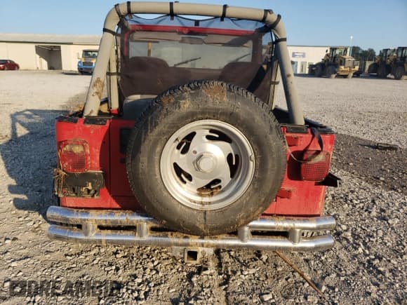 ✅ 1990 Jeep Wrangler S • VIN: 2J4FY19E9LJ539176 • Лот: 74684784. Опубликован ранее на Copart с пробегом Не указан. Бесплатный доступ к архиву аукционных продаж из США и подробный отчёт об истории автомобиля на DreamBid. Изображение 6.