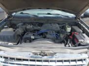 ✅ 2005 Ford Explorer XLT • VIN: 1FMZU63K45UB21038 • Lot: 42875047. Wystawiony na IAAI z przebiegiem 221 901 mil. Bezpłatny archiwum sprzedaży aukcyjnych z USA i szczegółowy raport historii pojazdu na DreamBid. Zdjęcie 10.