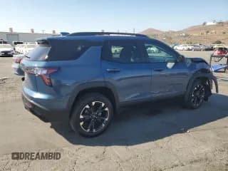 ✅ 2025 Chevrolet Equinox FWD RS • VIN: 3GNAXLEG4SL247333 • Lot: 68219085. Wystawiony na Copart z przebiegiem 6 799 mil. Bezpłatny archiwum sprzedaży aukcyjnych z USA i szczegółowy raport historii pojazdu na DreamBid. Zdjęcie 3.