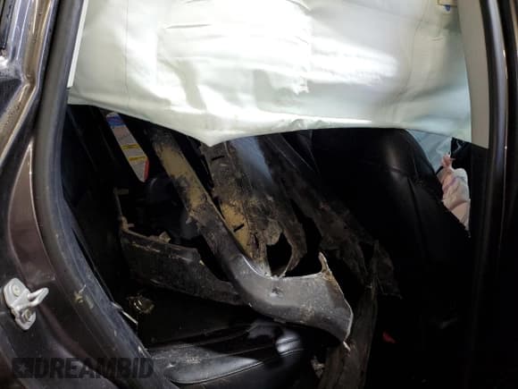 ✅ 2018 Jeep Compass Limited • VIN: 3C4NJDCB2JT175118 • Lot: 81837215. Wystawiony na Copart z przebiegiem Nie podano. Bezpłatny archiwum sprzedaży aukcyjnych z USA i szczegółowy raport historii pojazdu na DreamBid. Zdjęcie 11.