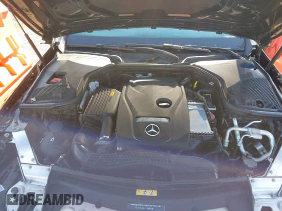 ✅ 2019 Mercedes-Benz E 300 • VIN: WDDZF4KB7KA627373 • Lot: 43150039. Listed on IAAI with 44,083 mi. Free auction sales archive from the USA and detailed vehicle history report at DreamBid. Image 10.