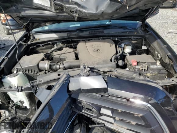 ✅ 2023 Toyota Tacoma SR5 • VIN: 3TMAZ5CNXPM206528 • Lot: 82094505. Wystawiony na Copart z przebiegiem 42 951 mil. Bezpłatny archiwum sprzedaży aukcyjnych z USA i szczegółowy raport historii pojazdu na DreamBid. Zdjęcie 11.