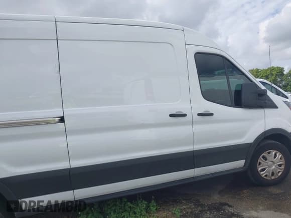 ✅ 2023 Ford Transit Cargo • VIN: 1FTBR1C85PKB63084 • Лот: 43615651. Опубликован ранее на IAAI с пробегом 55 794 миль. Бесплатный доступ к архиву аукционных продаж из США и подробный отчёт об истории автомобиля на DreamBid. Изображение 14.