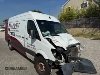 ✅ 2013 Freightliner Sprinter • VIN: WDYPE8CC8D5751798 • Lot: 43301425. Wystawiony na IAAI z przebiegiem 180 548 mil. Bezpłatny archiwum sprzedaży aukcyjnych z USA i szczegółowy raport historii pojazdu na DreamBid. Zdjęcie 1.