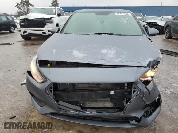✅ 2020 Hyundai Accent SE • VIN: 3KPC24A66LE098562 • Лот: 44107035. Опубликован ранее на Copart с пробегом 114 192 миль. Бесплатный доступ к архиву аукционных продаж из США и подробный отчёт об истории автомобиля на DreamBid. Изображение 5.