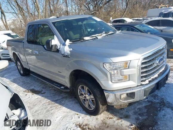 ✅ 2016 Ford F-150 XLT • VIN: 1FTEX1EP8GKE40737 • Lot: 43836882. Listed on IAAI with 261,996 mi. Free auction sales archive from the USA and detailed vehicle history report at DreamBid. Image 1.