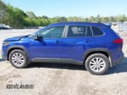 ✅ 2025 Toyota Corolla Cross LE • VIN: 7MUCAAAG5SV124153 • Lot: 41990954. Listed on IAAI with 1,878 mi. Free auction sales archive from the USA and detailed vehicle history report at DreamBid. Image 14.