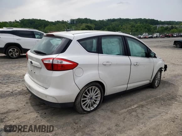 ✅ 2016 Ford C-Max SEL • VIN: 1FADP5CU5GL111957 • Lot: 56651525. Wystawiony na Copart z przebiegiem Nie podano. Bezpłatny archiwum sprzedaży aukcyjnych z USA i szczegółowy raport historii pojazdu na DreamBid. Zdjęcie 3.